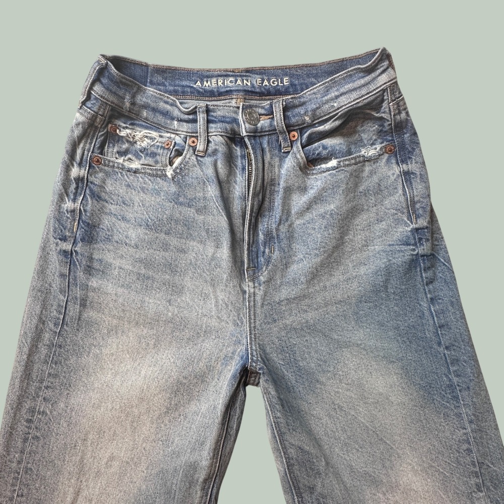 American Eagle Jeans Women 4 Short Baggy Jean Light Wash High Rise Raw Hem